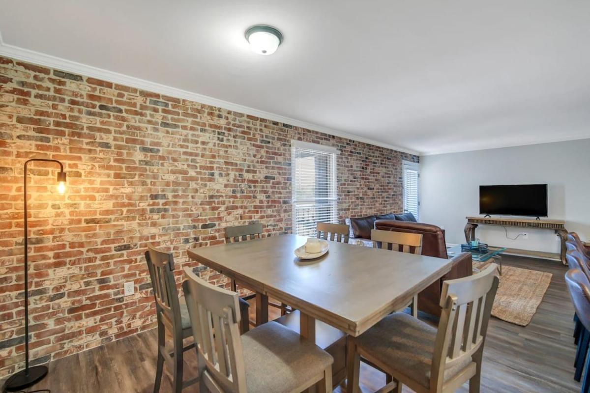 Eagle'S Nest - Spacious Loft Downtown - Near Gsu Statesboro Extérieur photo
