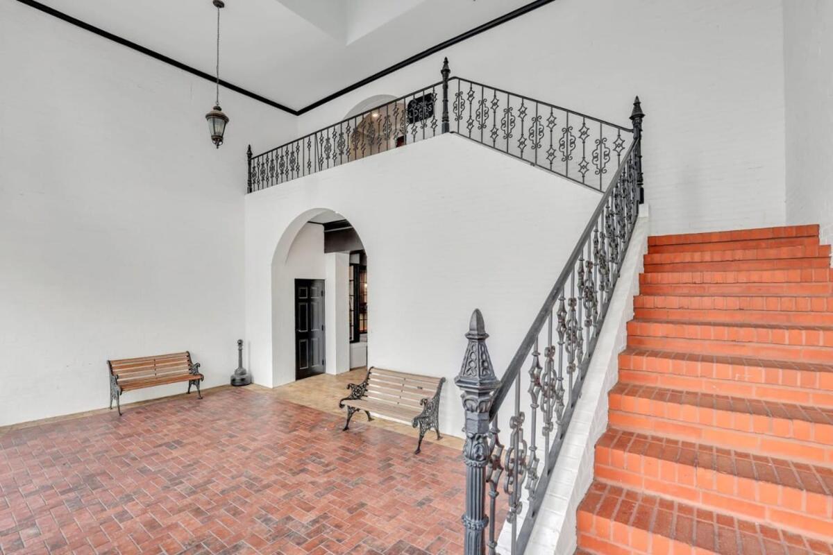 Eagle'S Nest - Spacious Loft Downtown - Near Gsu Statesboro Extérieur photo