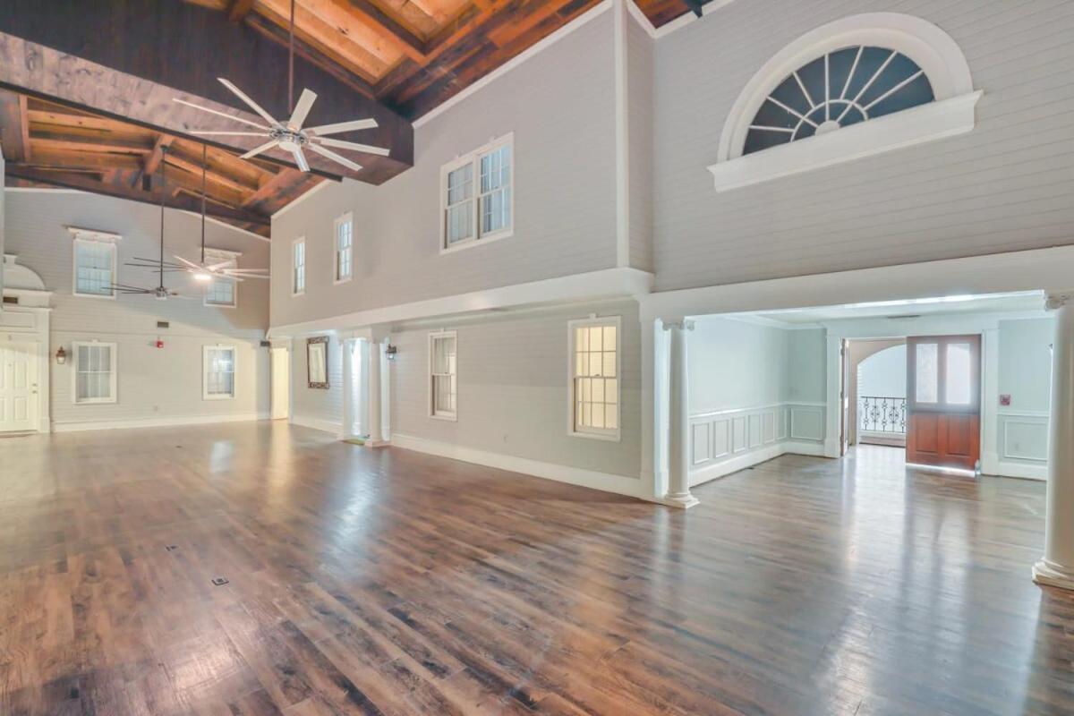 Eagle'S Nest - Spacious Loft Downtown - Near Gsu Statesboro Extérieur photo