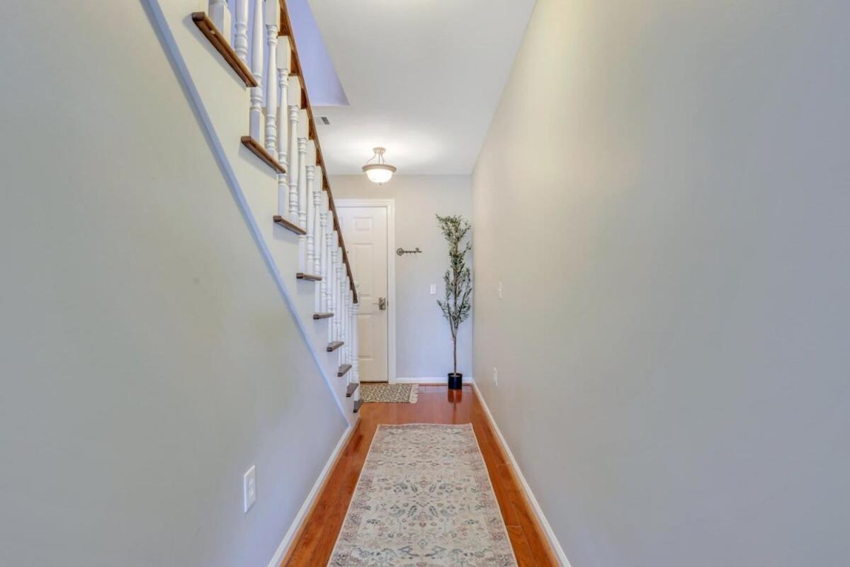 Eagle'S Nest - Spacious Loft Downtown - Near Gsu Statesboro Extérieur photo